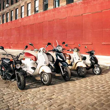 Explore Goa on scooty rental